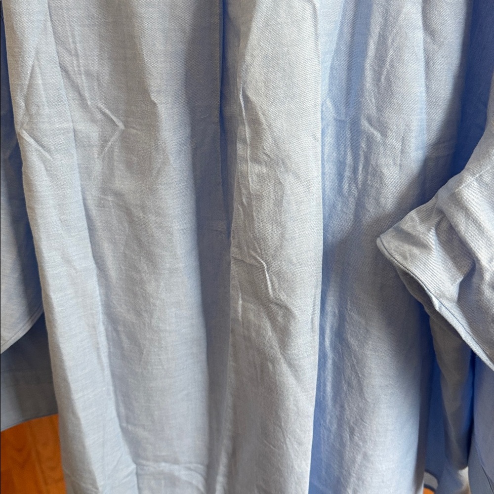 Old Navy boyfriend shirt 4 x NWOT Oxford light blue button down - Picture 9 of 9